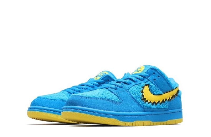 dead nike sb